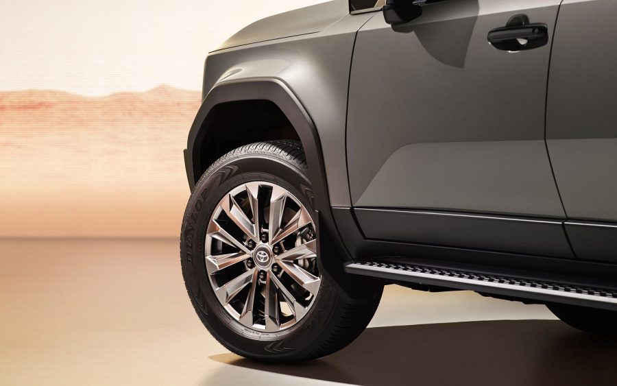 Toyota Land Cruiser 2024 image 3